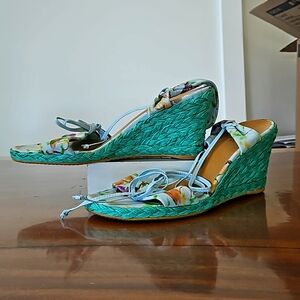 STUART WEITZMAN Spring Butterfly Espadrille Wedge Sandals Sz 8.5 Ankle Tie Turq